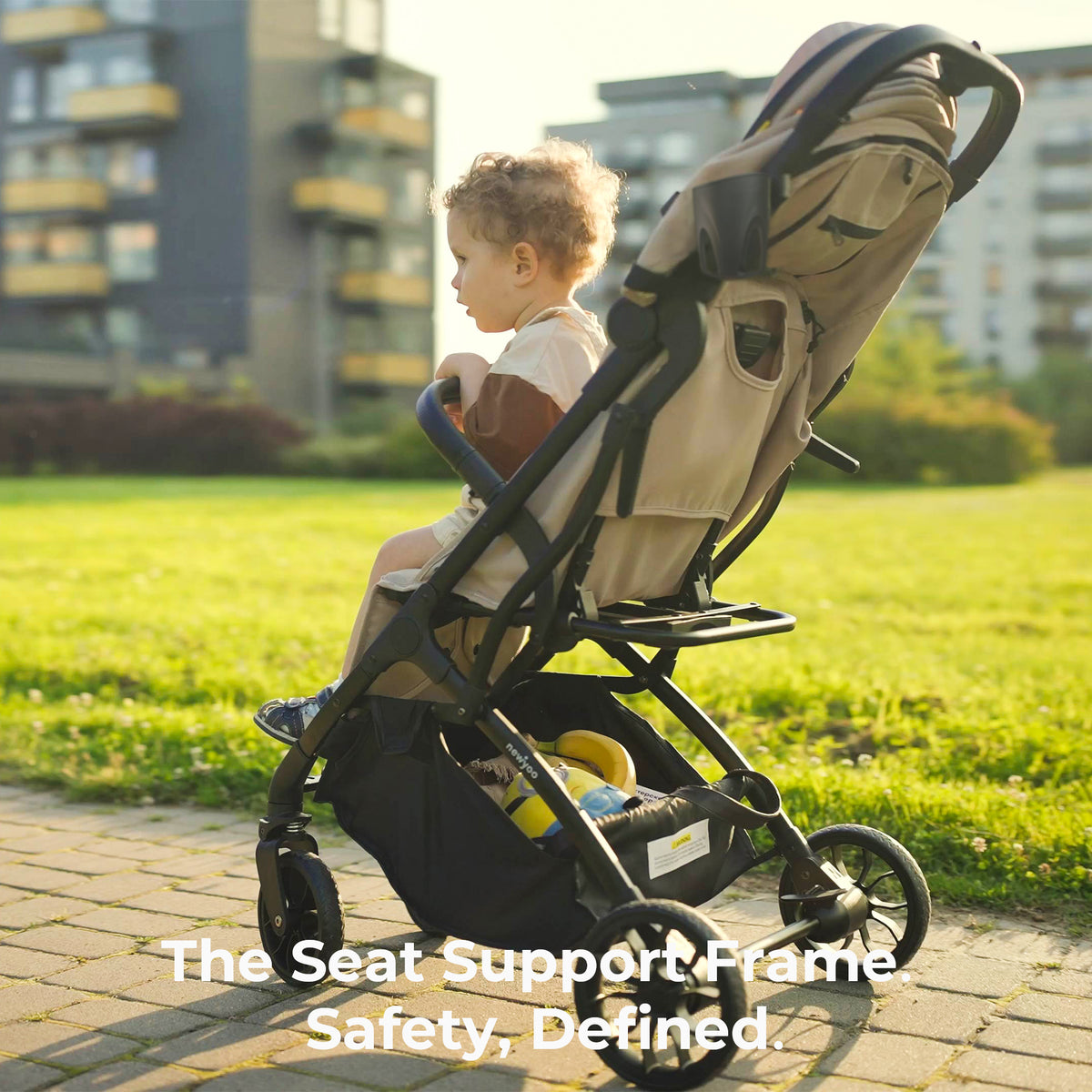 newyoo GlideTow TR18 Lightweight Stroller for Travel, Gray